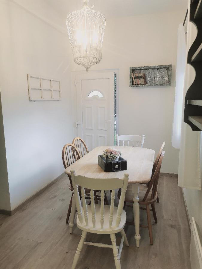 Family Garden Apartmanhaz Siofok Ngoại thất bức ảnh